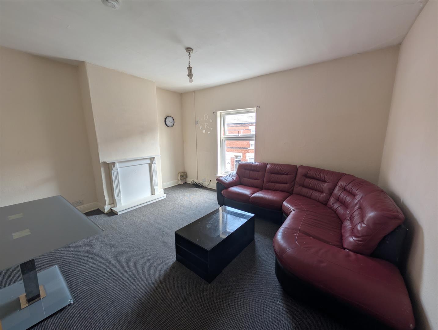 2 bed property in Newdigate St, Crewe